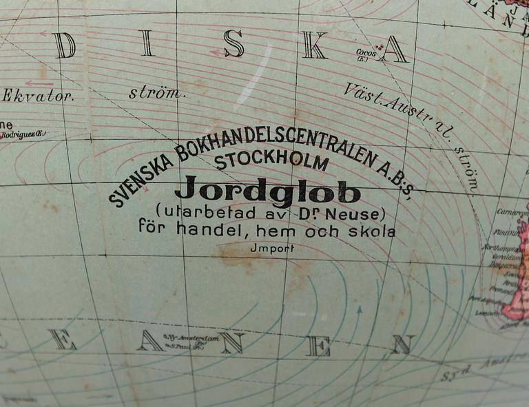JORDGLOB, 1900-talets mitt.