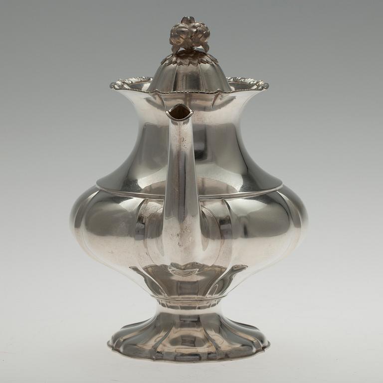 KAFFEKANNA, silver, Auran kultaseppä, Turku 1935, vikt 673 g.