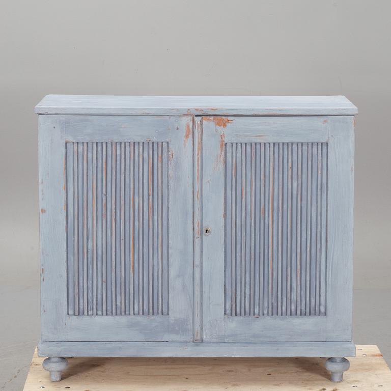SKÄNK, gustaviansk stil, 1800/1900-tal.