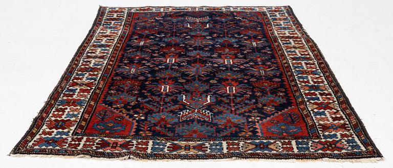 Matta, Meshed, ca 192 x 128 cm.