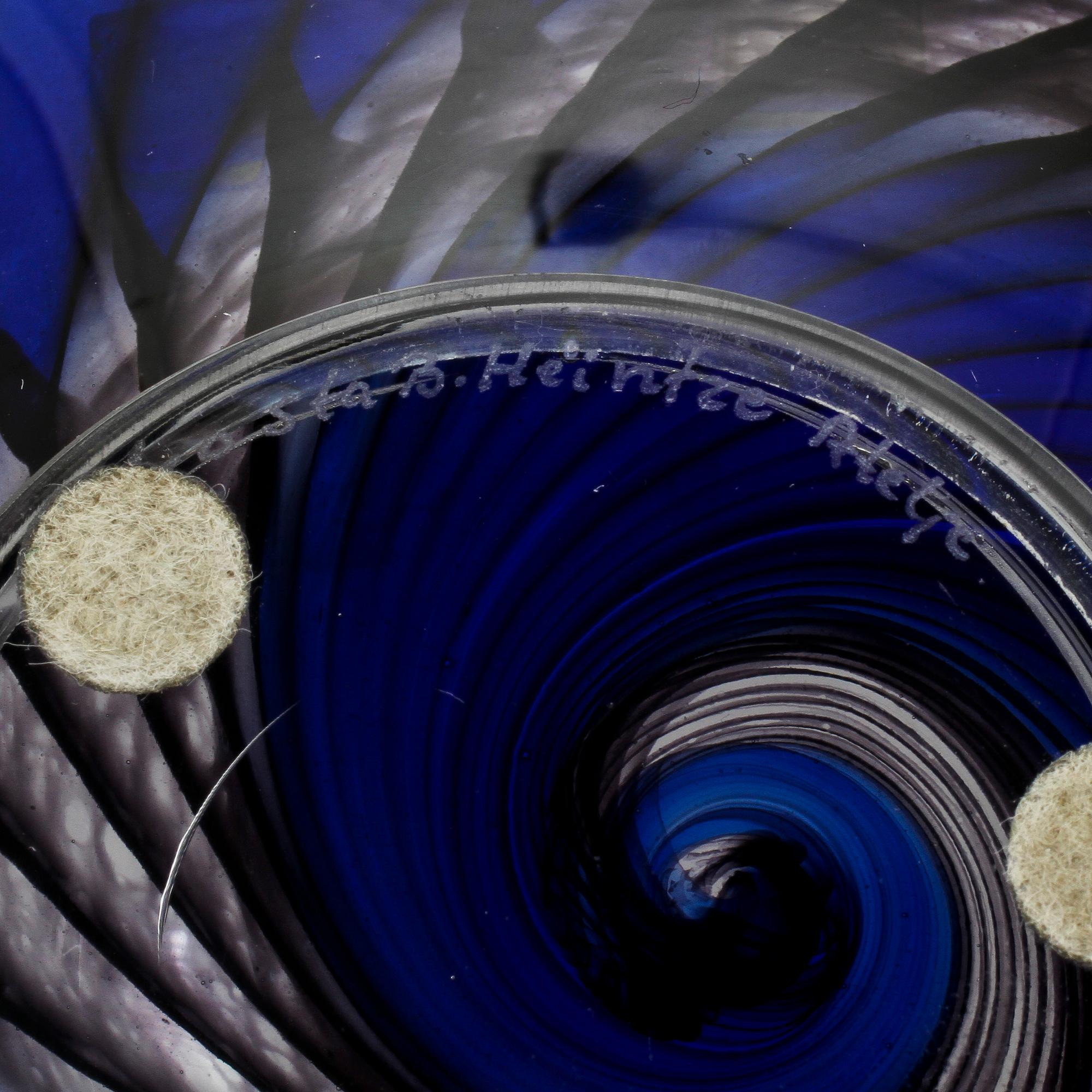 FAT, glas, Bengt Heintze Ateljé, Kosta, sign, 1900-tal.