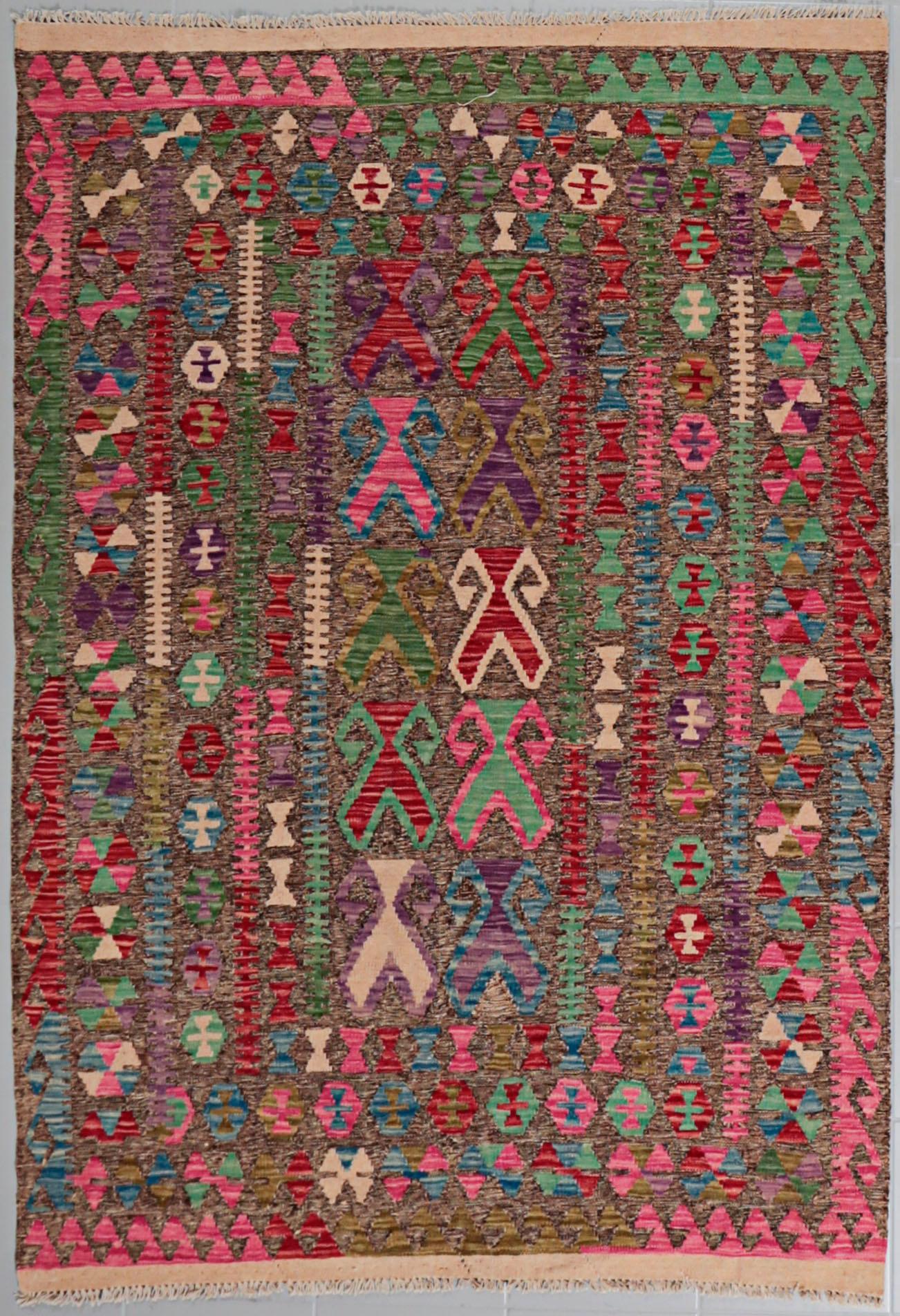 MATTA, kelim, 200 x 142 cm.