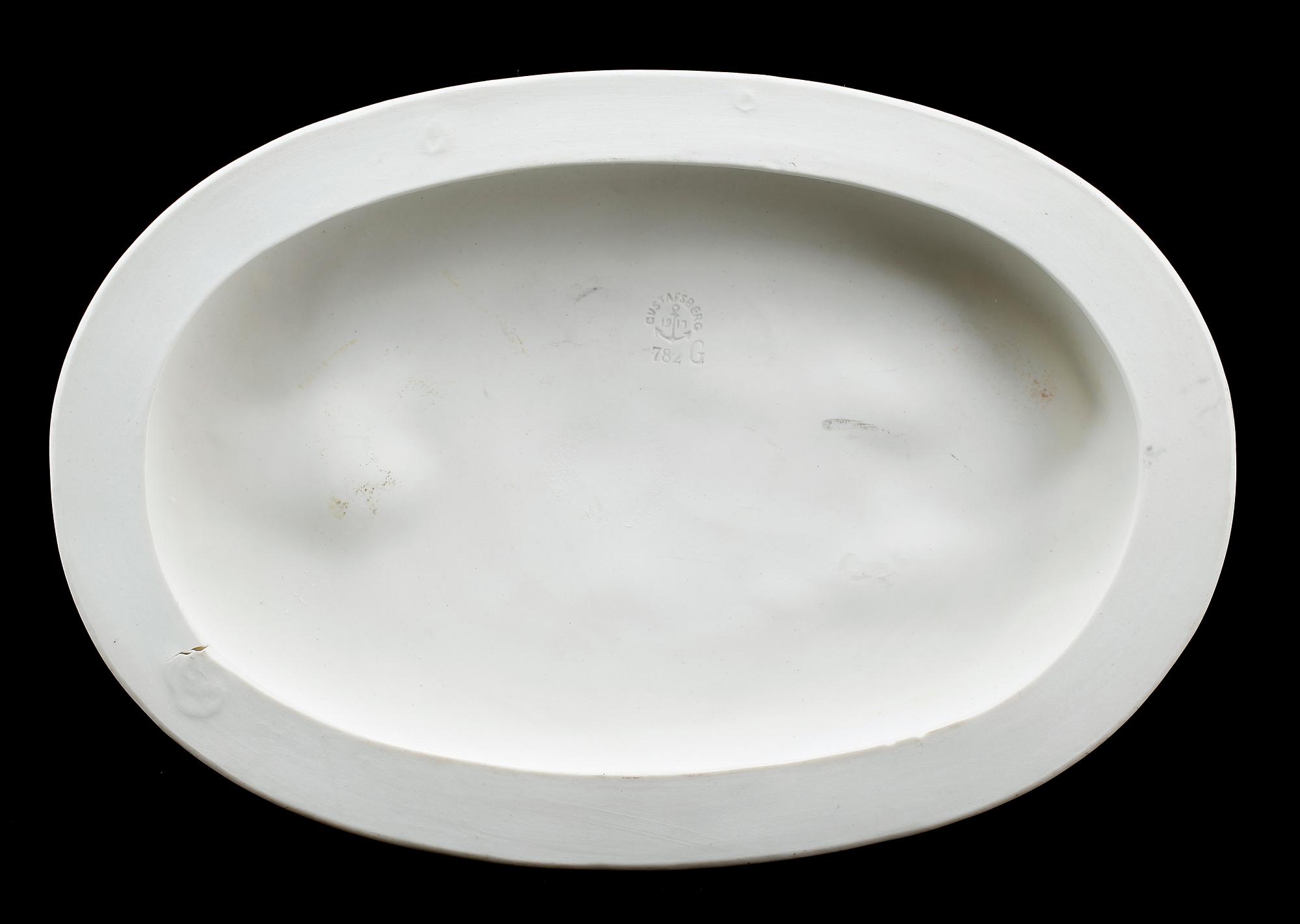 FIGUR, parian, Gustafsberg 1917.