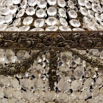 An early 20th century ceiling light.