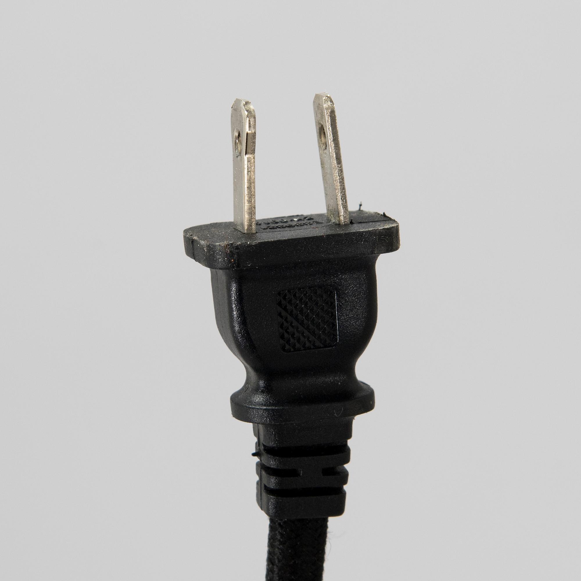 Aerin, lattiavalaisin "Charlton", 2000-luku.