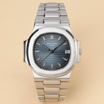 1112. Patek Philippe, Nautilus, ca 1999.