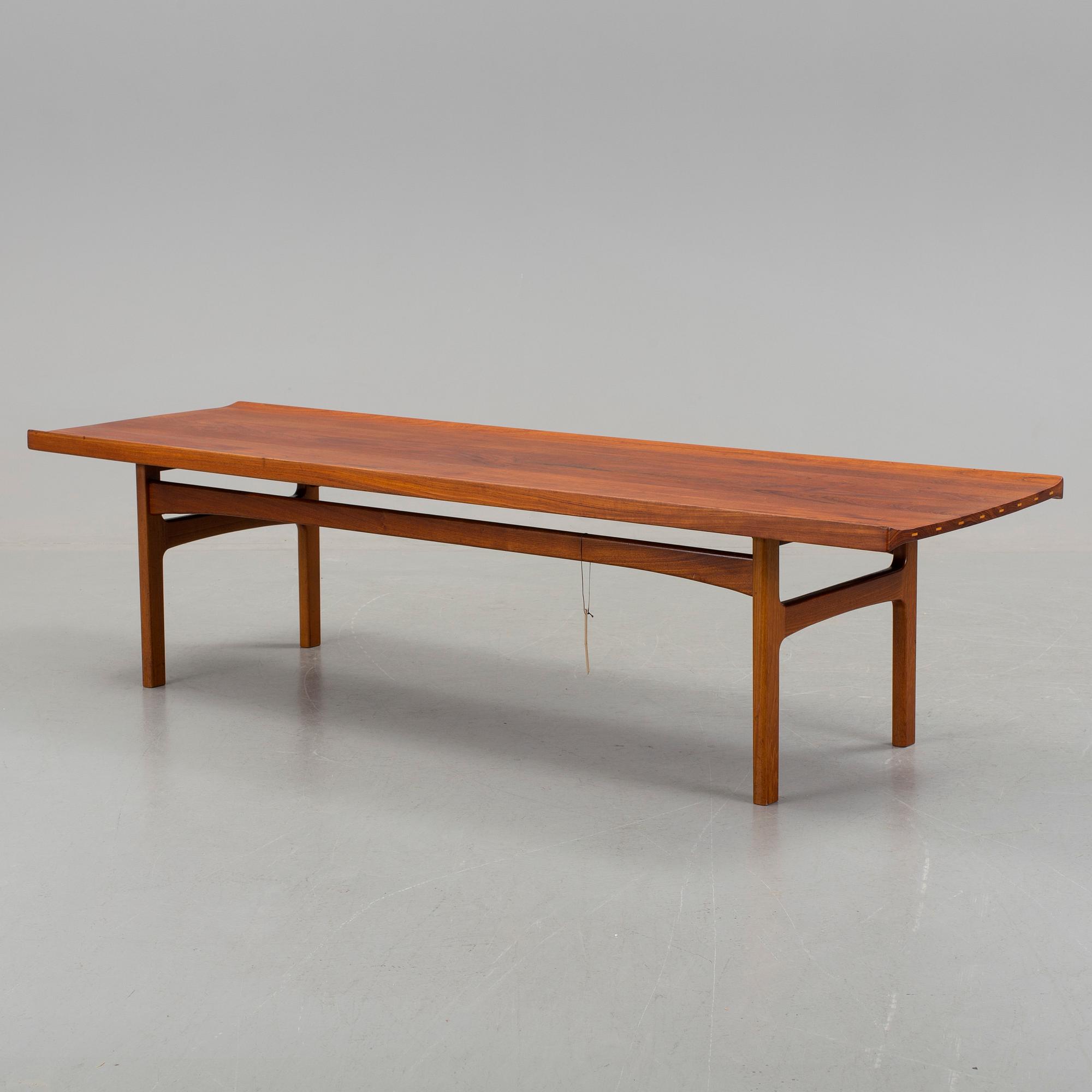 Tove & Edvard Kindt-Larsen, soffbord, Säffle Möbler. 1900-talets andra hälft.