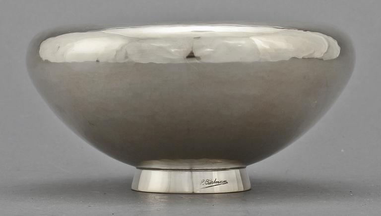 SKÅL, silver, Carl Fredrik Carlman, Stockholm, 1980. Vikt 380 g.