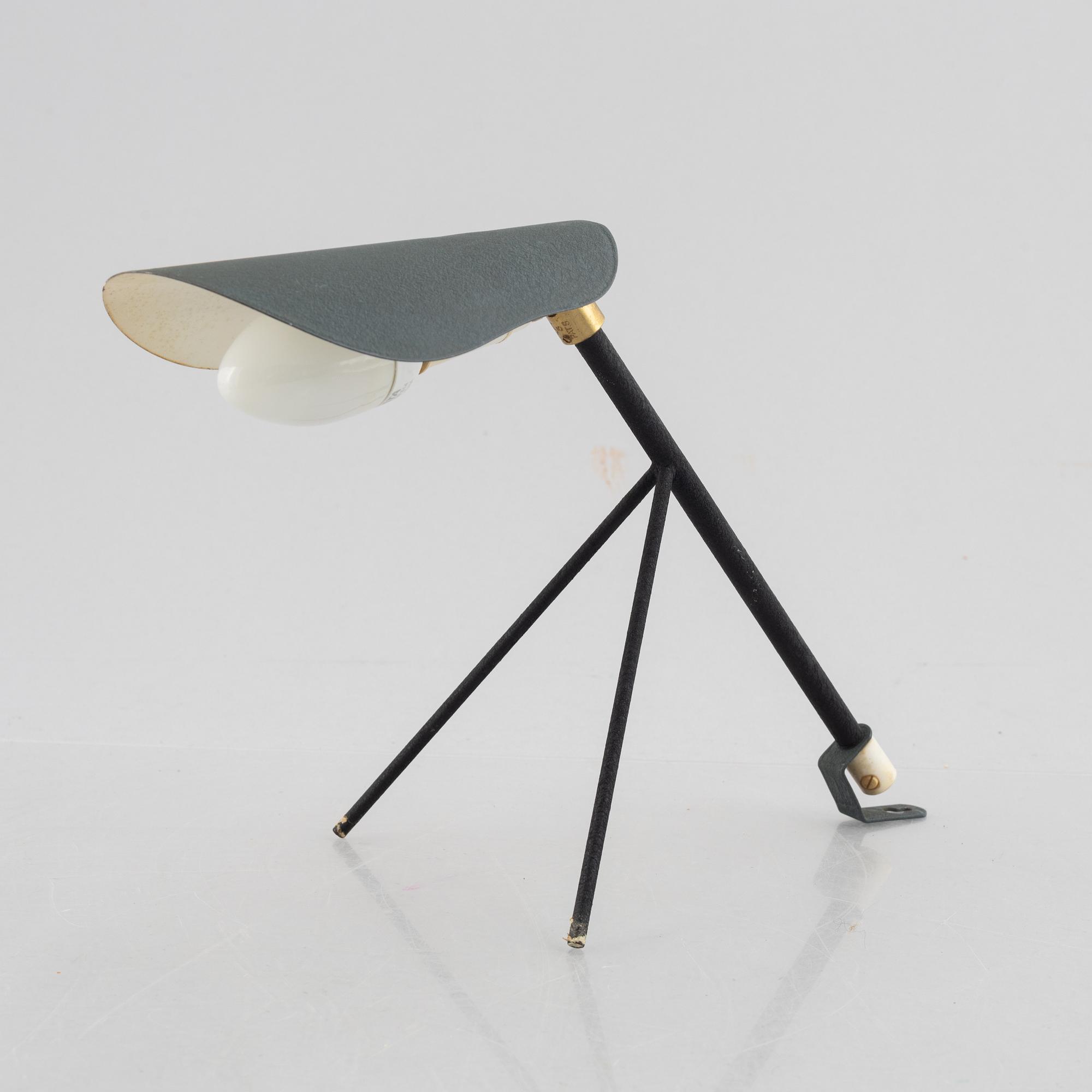 Falkenbergs Belysning, bords/vägglampa, modell "6160", 1950-tal.