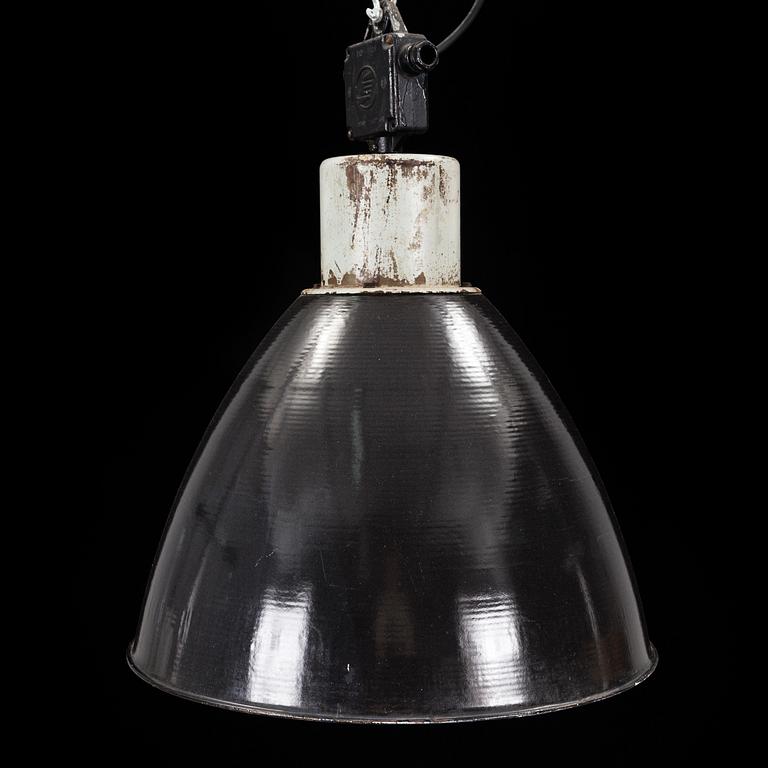 A mid 20th century metal ceiling light. Höjd ca 51 cm.