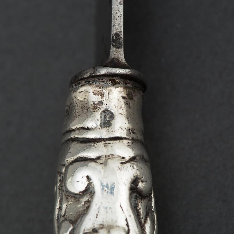 A DUTCH SILVER KNIFE, possibly by Gabynus van der Lely, Leeuwarden ca 1746.