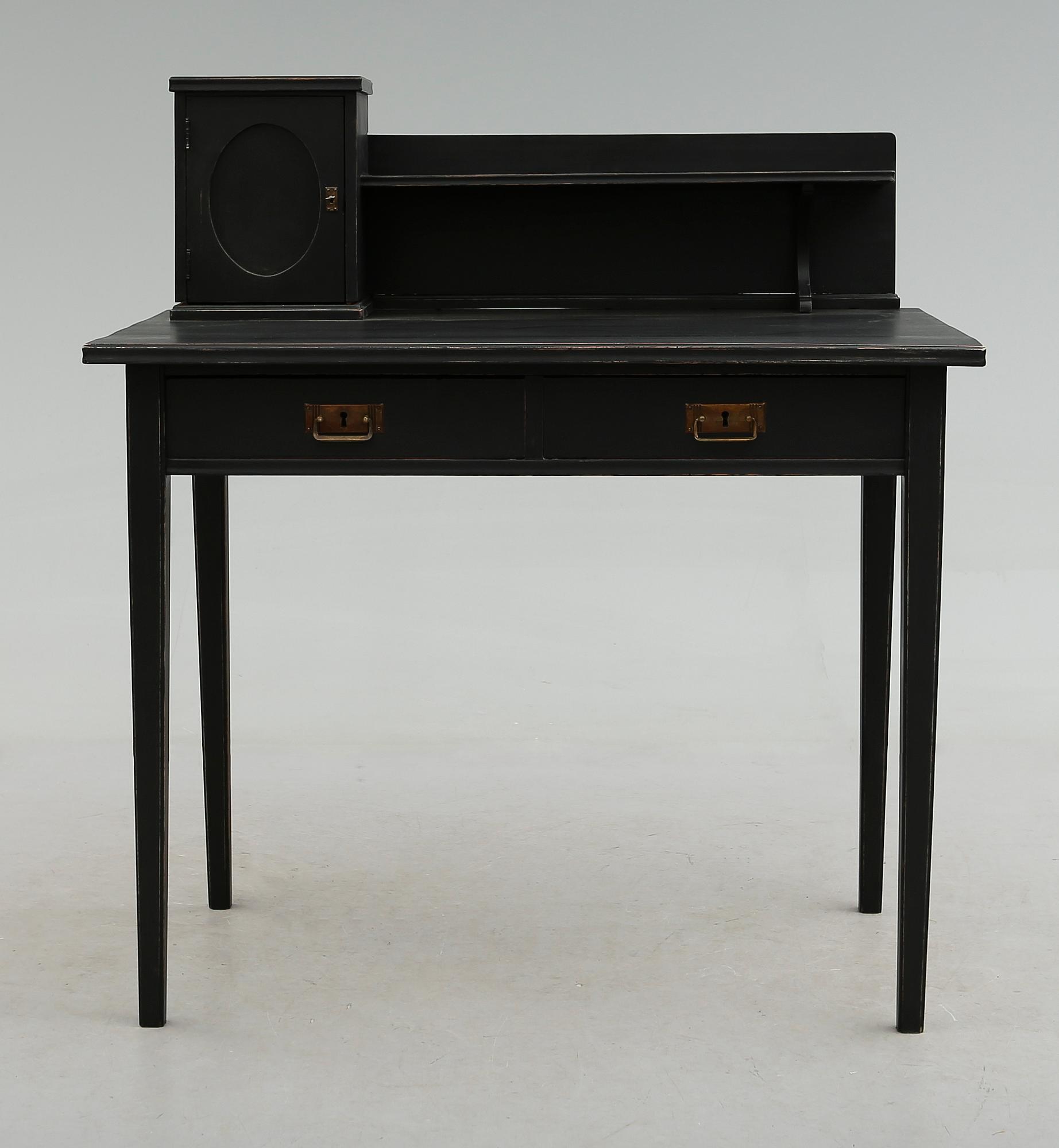 SKRIVBORD, 1900-talets första hälft.