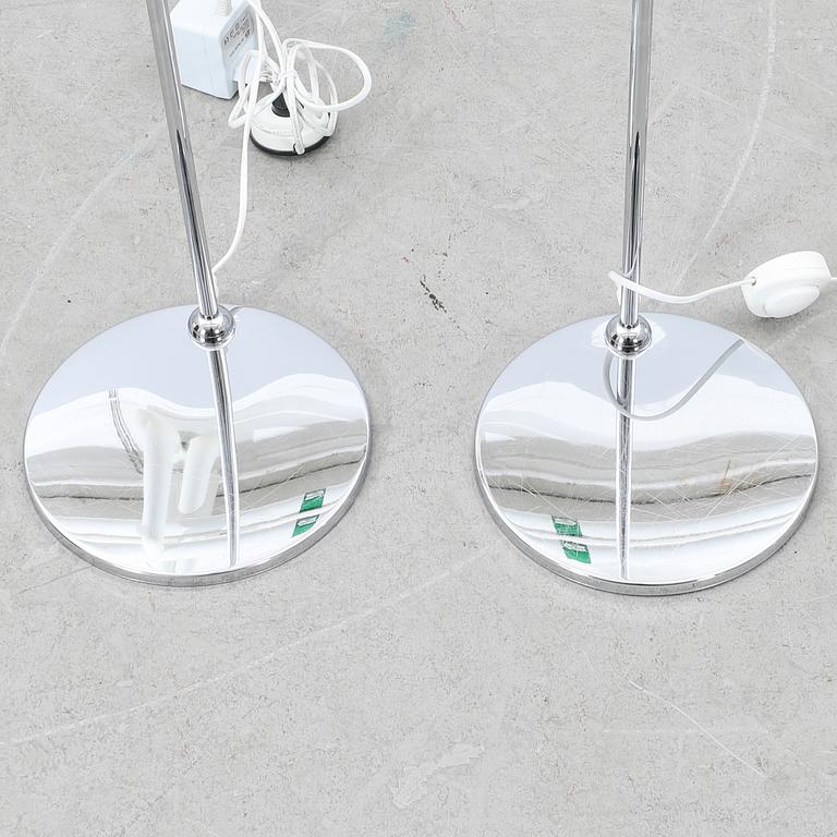 Floor lamps, a pair from Öia Lighting, 21st century.