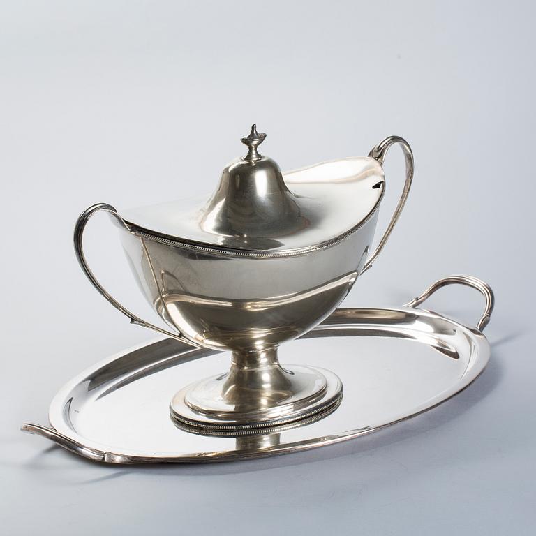 TERRIN med LOCK, pläter. England, William Hutton&Sons ca 1860-tal. På BRICKA.