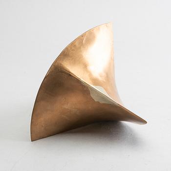BERTIL HERLOW SVENSSON, brass object, not signed.