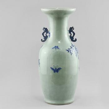 GOLVVAS, porslin, Kina, 1800-tal.