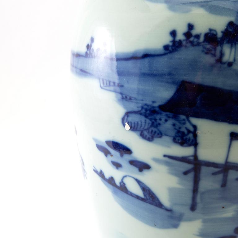 Chinese porcelain from the early 20th century.