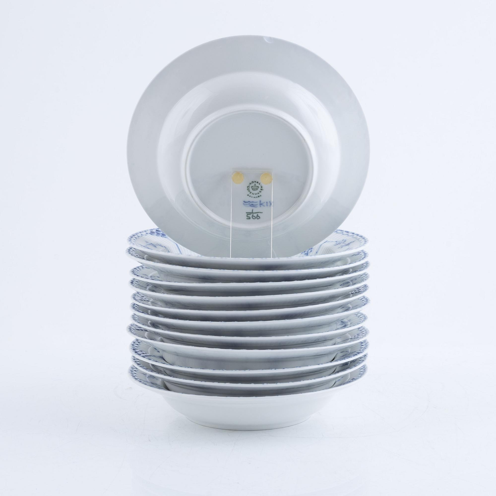 Dinner service, porcelain, 50 pieces, "Musselmalet", Royal Copenhagen, Denmark.