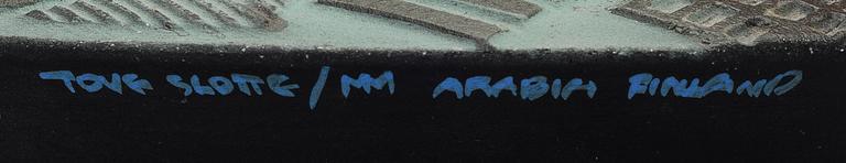 TOVE SLOTTE, DEKORATIONSSKÅL MED LOCK, keramik, signerad Tove Slotte/MM Arabia Finland.