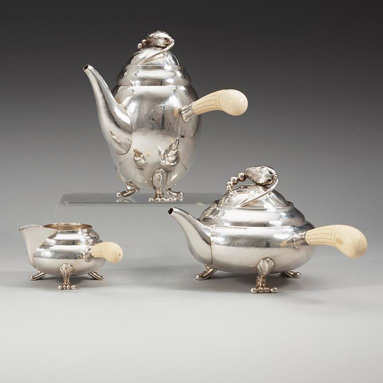 GEORG JENSEN, kaffe- och teservis, 3 delar "Magnolia/Blossom", Köpenhamn ca 1915-21,