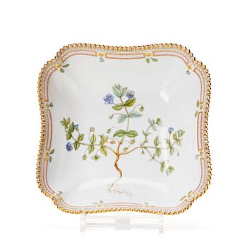 461. A Royal Copenhagen 'Flora Danica' salad dish, Denmark, 20th Century.