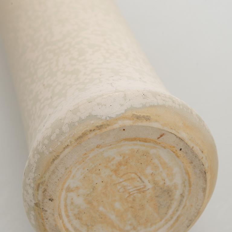 Toini Muona, vase, stoneware signed TM. Arabia ca 1945-1954.