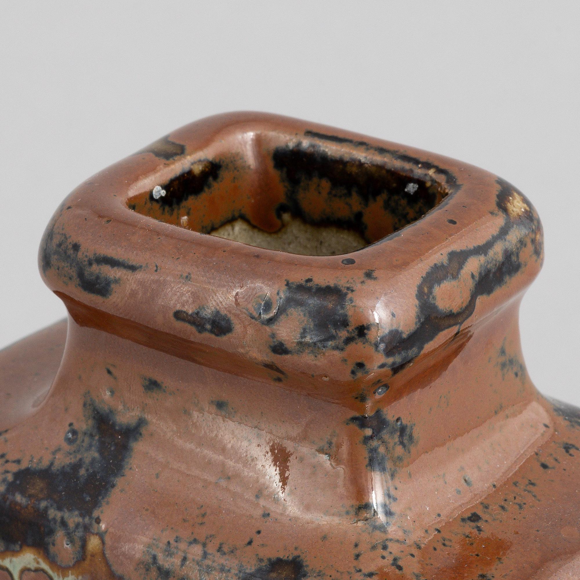 Shoji Hamada, his style, high fired stoneware, 20th century.