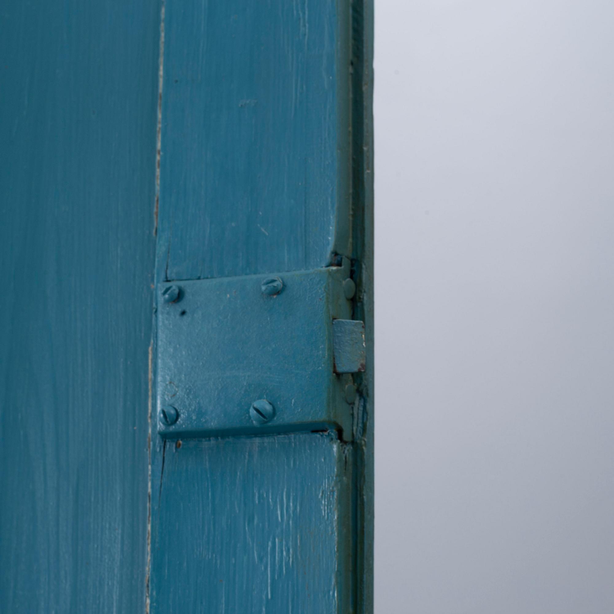 Corner cabinet, 18th/19th century.