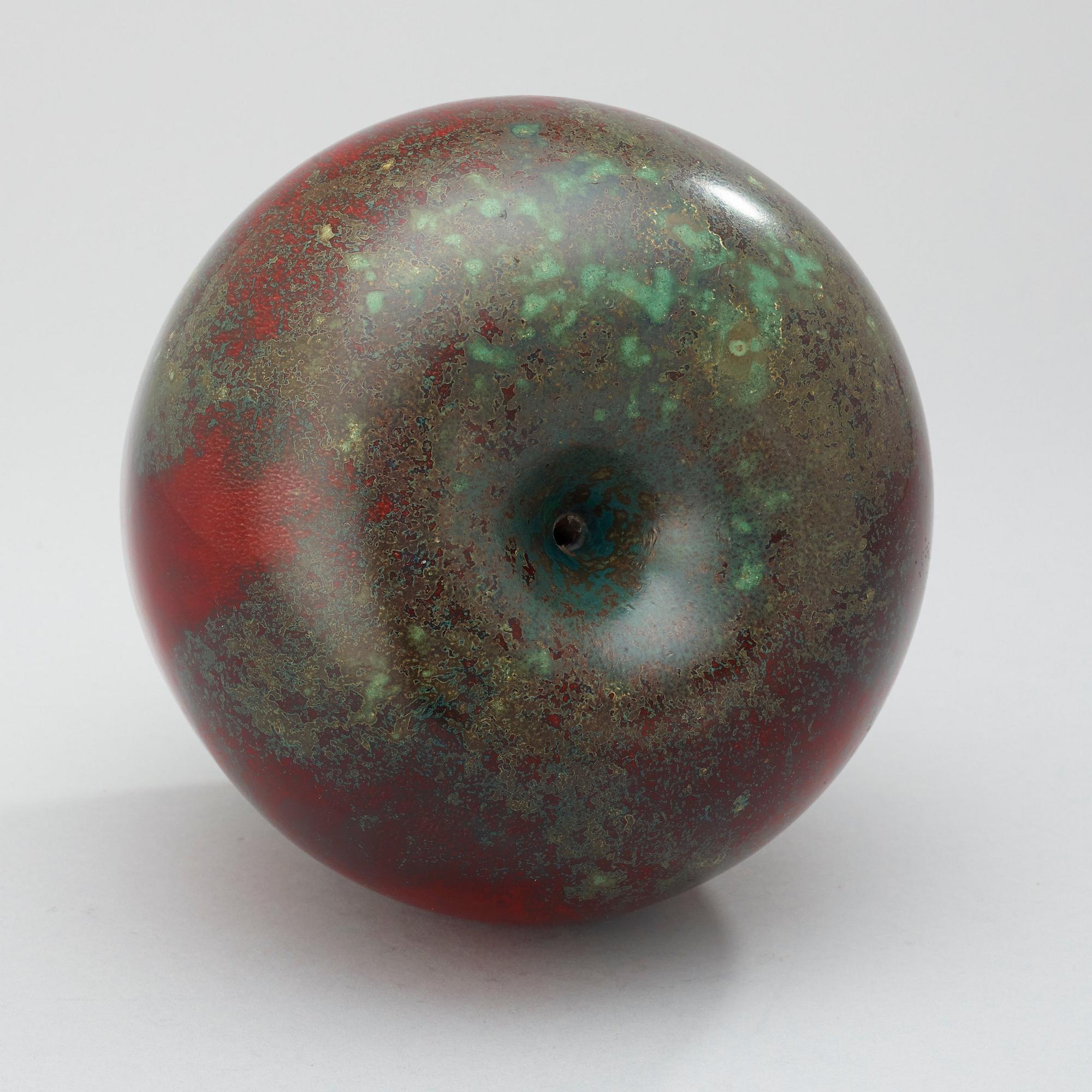 A Hans Hedberg faience egg, France.