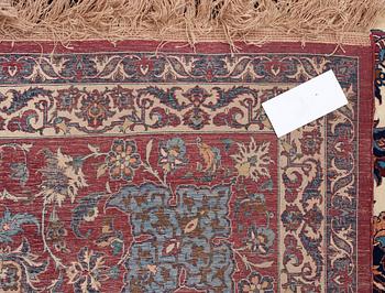 SEMI-ANTIQUE ESFAHAN PART SILK. 345 x 234,5 m.