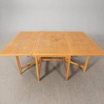 Børge Mogensen, drop-leaf table, "Öresund", Karl Andersen & Sons.