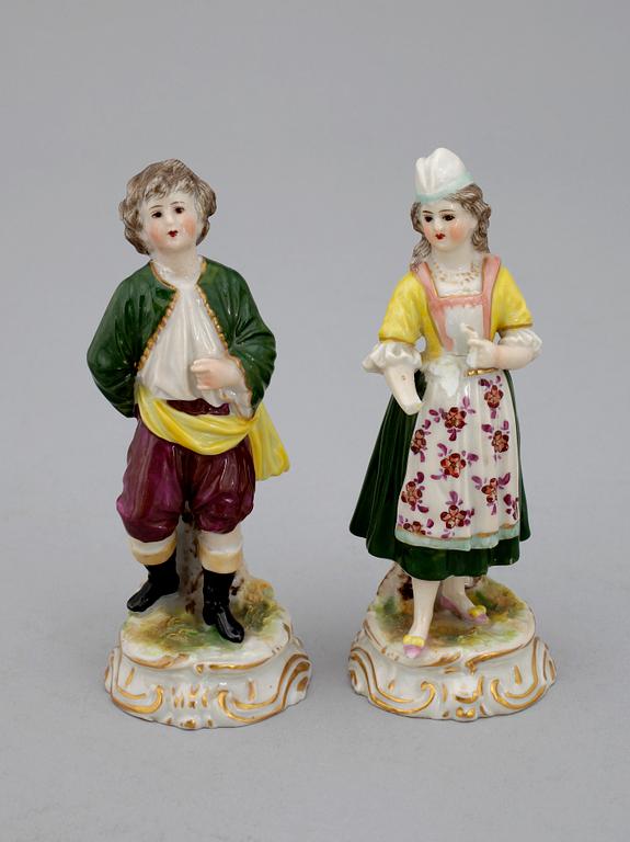 FIGURINER, ett par, porslin, Ludwigsburg, troligen tidigt 1900-tal.