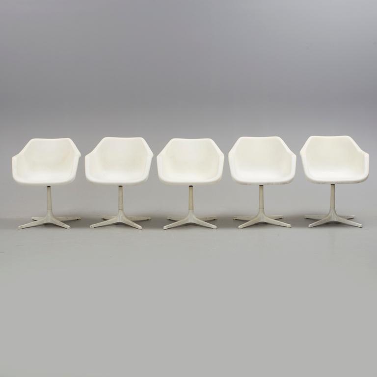 BORD SAMT STOLAR, 1+5 st, Johansson Design Markaryd respektive Robin Day för Hille, 1900-talets andra hälft.