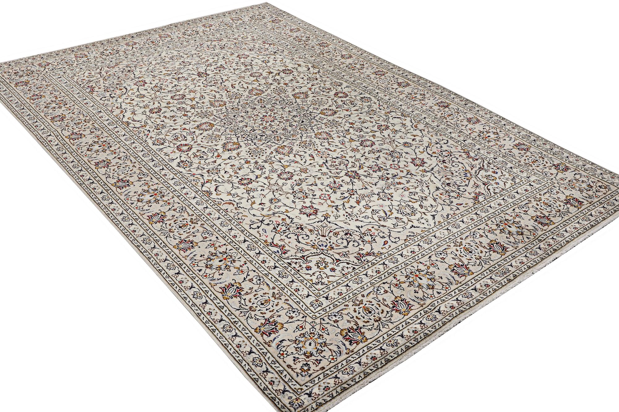 A Kashan carpet, c.355 x 243cm.
