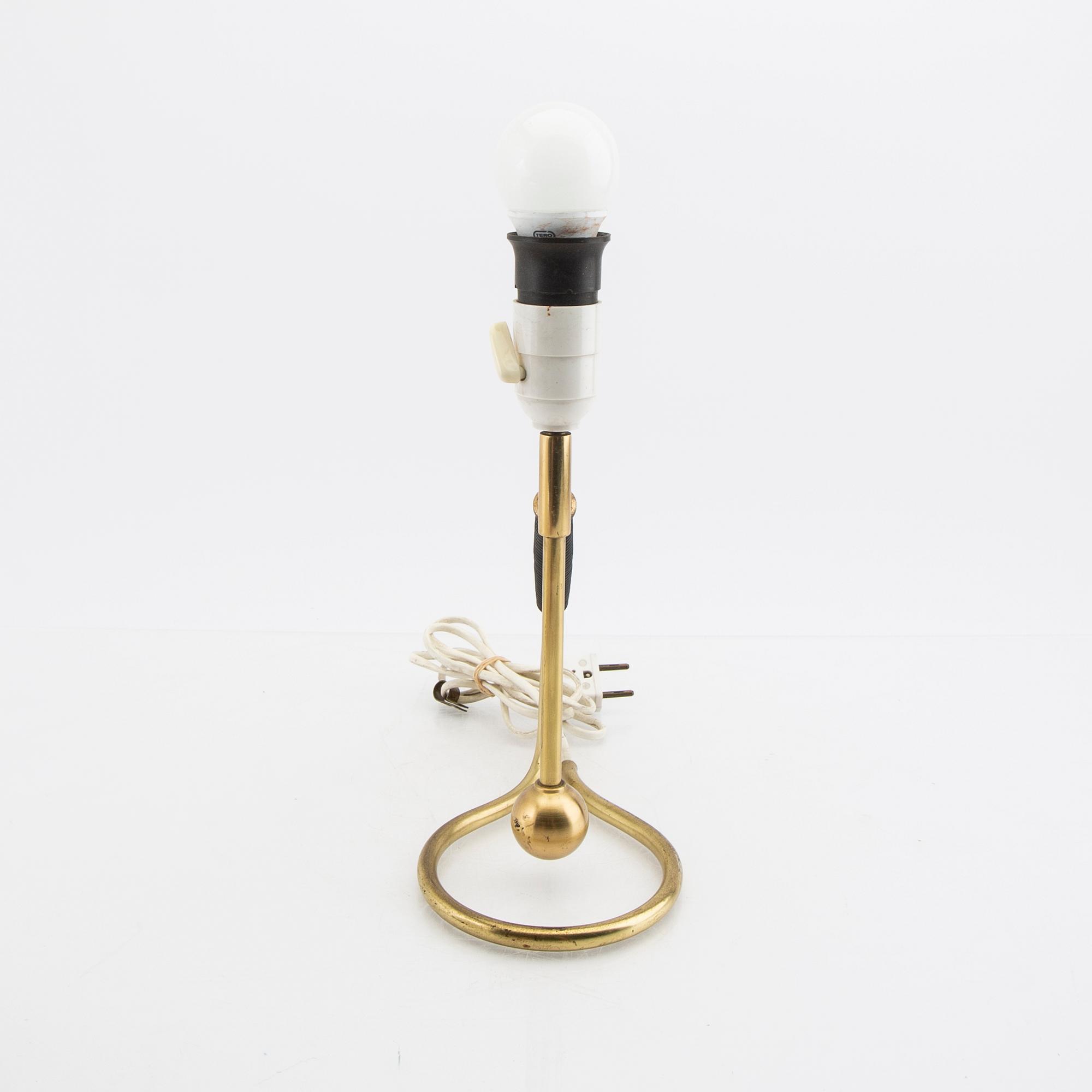 A "306" table lamp by Kaare Klint from the second half of the 20th century.