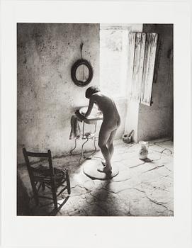 WILLY RONIS, Limited Edition Portfolio with 12 Collotype Plates, signed and numbered 238/290 on the colophon.