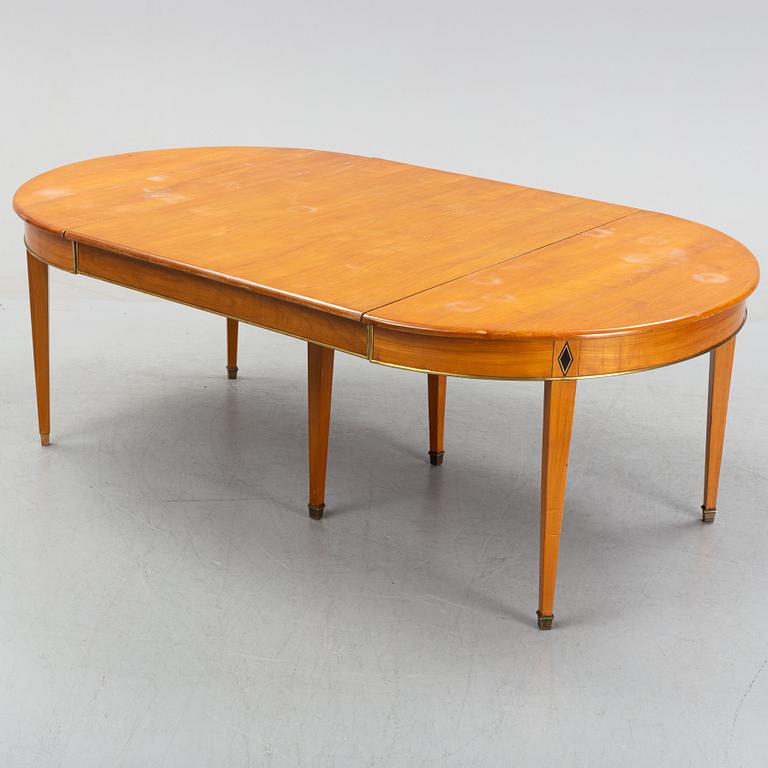 Matbord, Biedermeier, 1800-talets mitt. Proveniens: Freddie Mercury.