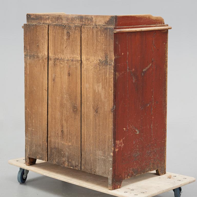 A 19th century folk art cabinet from Hälsingland.