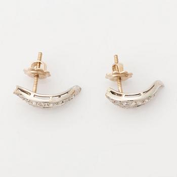 Leaf shaped diamond earrings.