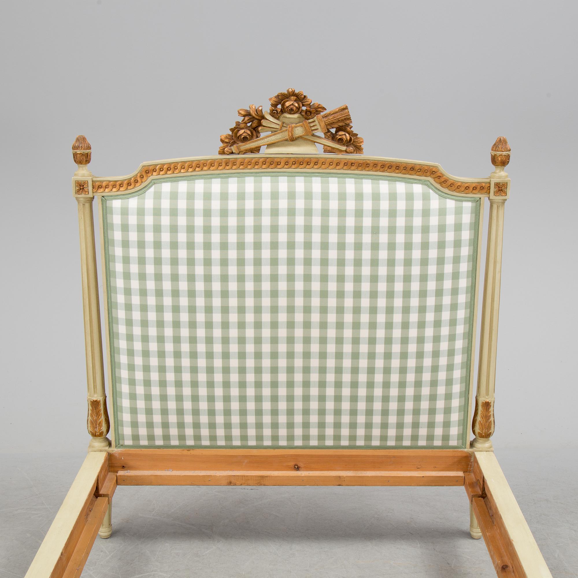 A Gustavian style bed, 20th century.