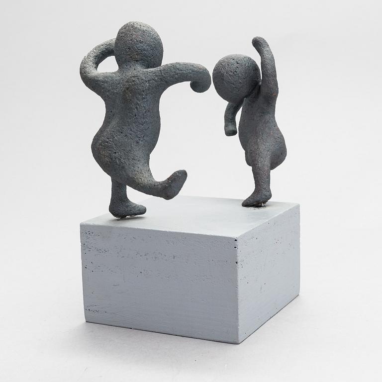 Raimo Veranen, sculpture, painted sandstorne, signed and dated -95.