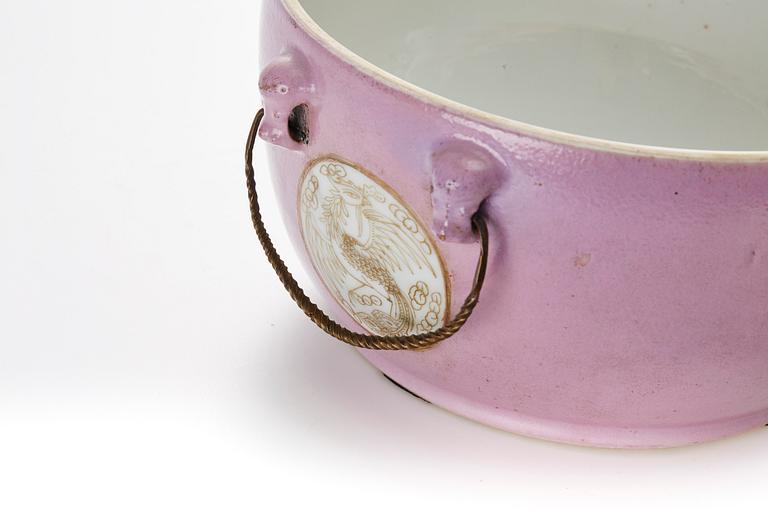 VÄRMEKÄRL, porslin, Kina, omkring 1900.