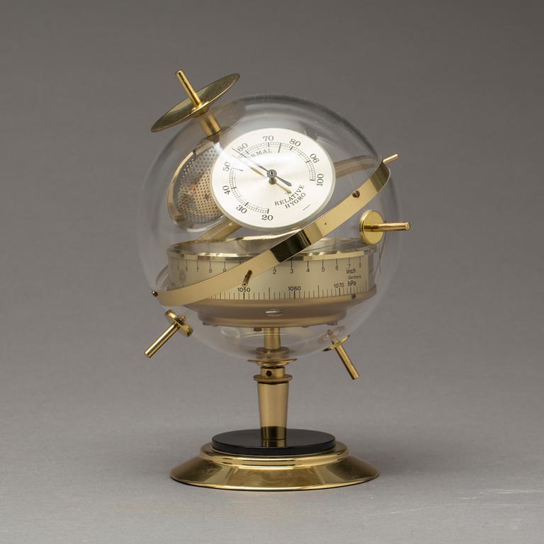 VÄDERSTATION, Sputnik. Bl.a barometer.