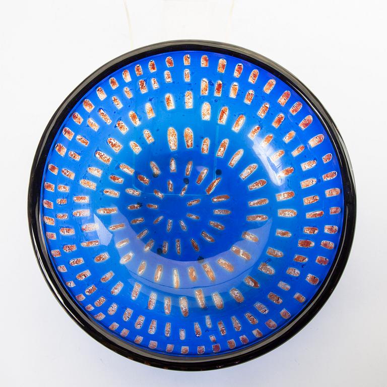 Sven Palmqvist, a signd Ravenna glass bowl Orrefors 1974.