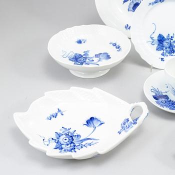 40 pcs of porcelain from Royal Copenhagen.