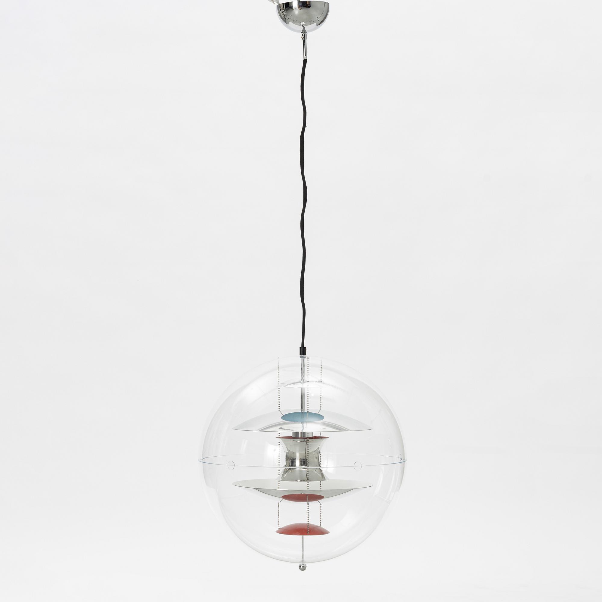 Verner Panton, taklampa, "VP Globe", Verpan, 2018.