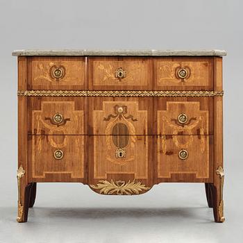 A Gustavian 18th century commode in the manner of Johan Wilhelm Metzmacher (master in Stockholm 1769-1783).