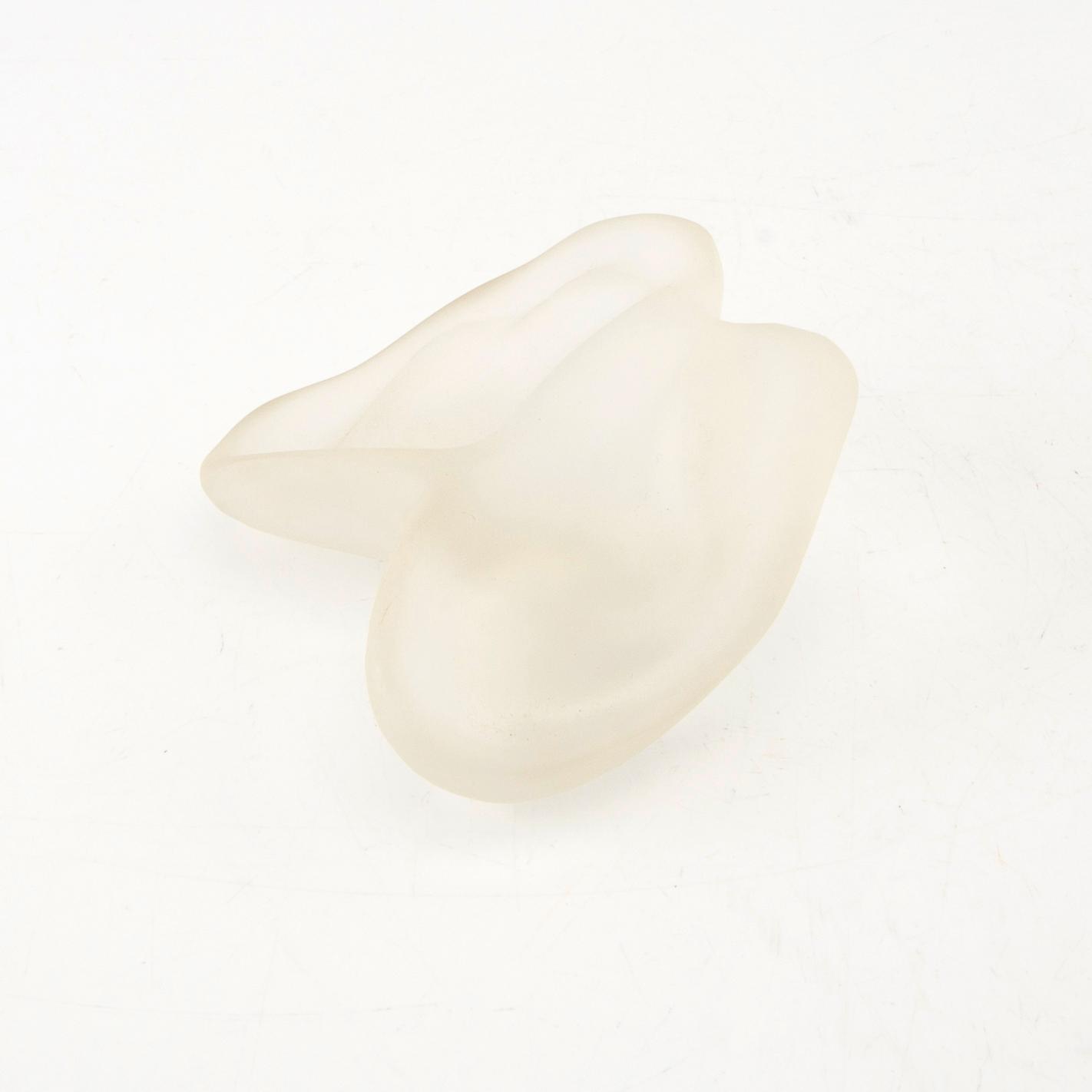 Monika Larsen Dennis, sculpture.