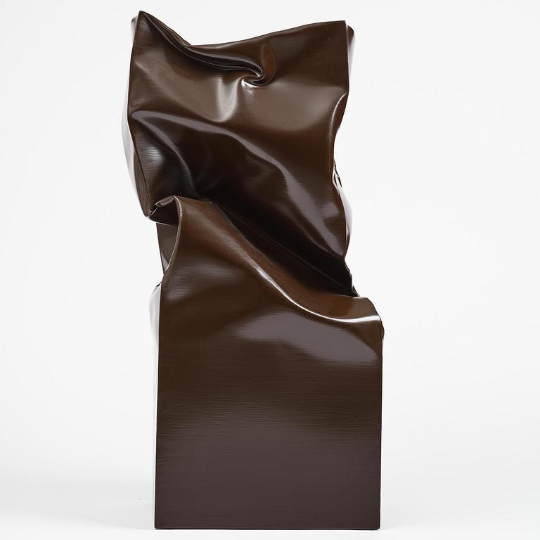 Angela de la Cruz, "Standing Box Large (Brown)".