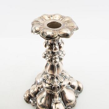 CG Hallberg ljusstakar ett par Barock-stil silver Stockholm 1941.